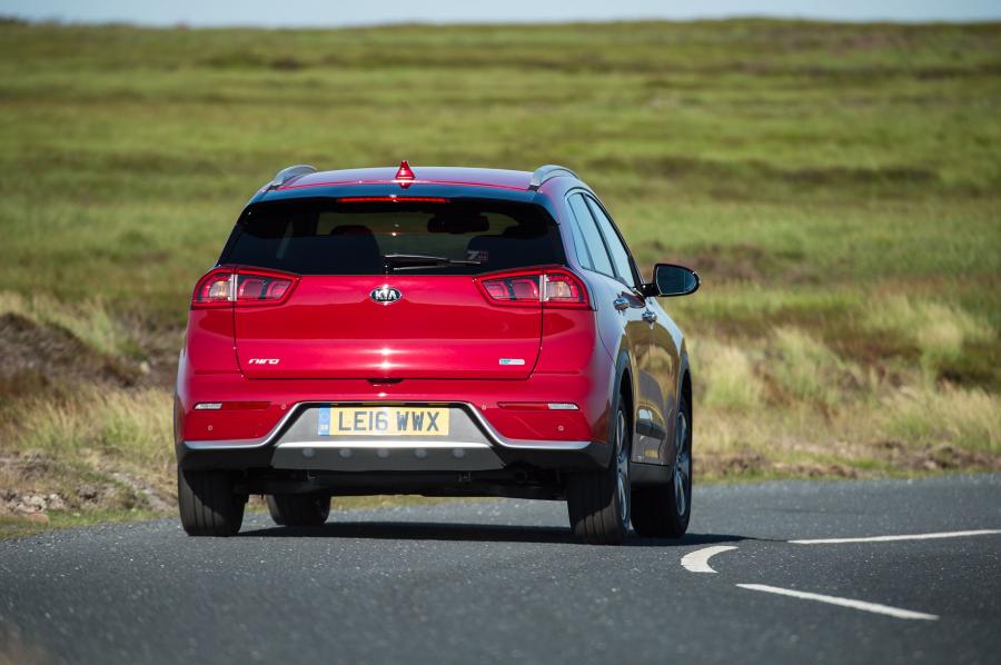  Kia Niro 2016 года  (UK) (фото 28 из 31)